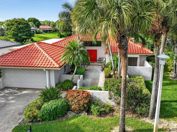 54 Bristol Drive, Boynton Beach, FL 33436