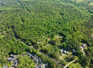 8460 Atlanta Newnan Rd, Chattahoochee Hills, GA 30268