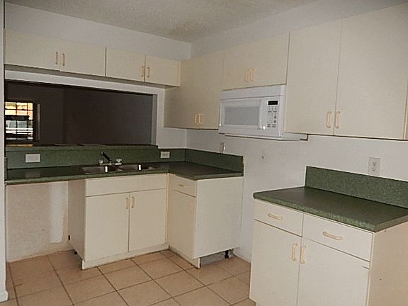 4th image of 6802 Sienna Club Dr