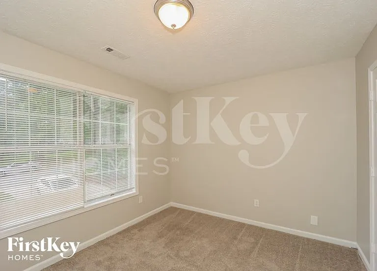 11685 Heritage Dr — Photo 13