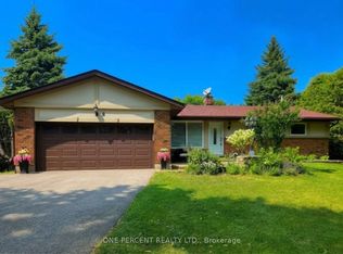 8 Cardwell Ct, Adjala Tosorontio, ON L0G1W0