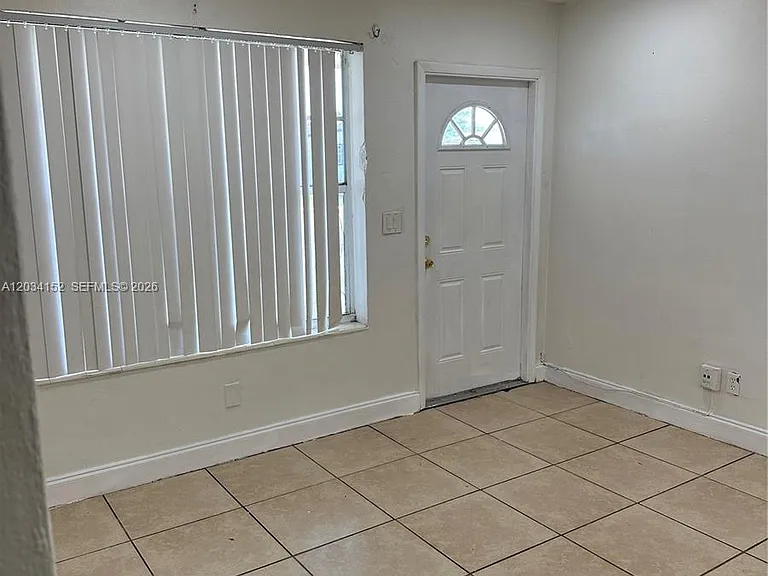 4141 SW 32nd Dr — Photo 7
