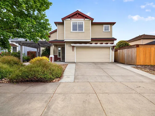 3315 Canyonlands Avenue, Santa Rosa, CA 95407