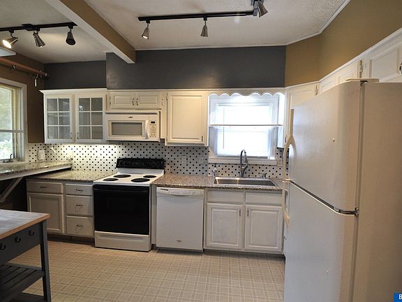 3rd image of 1916 S 28th St