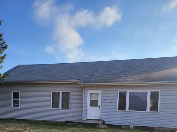 315 W 16th St, Crete, NE 68333