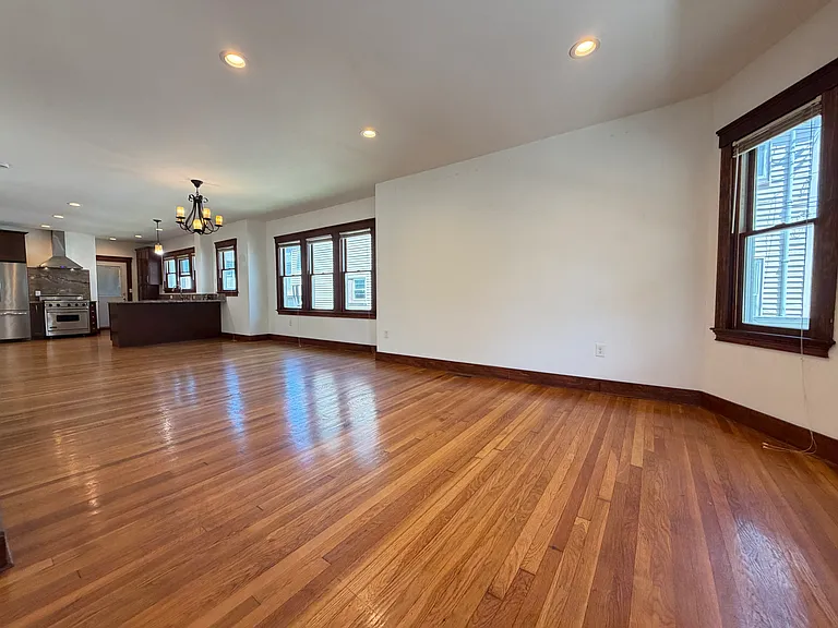 38 Chipman St #1 — Photo 6