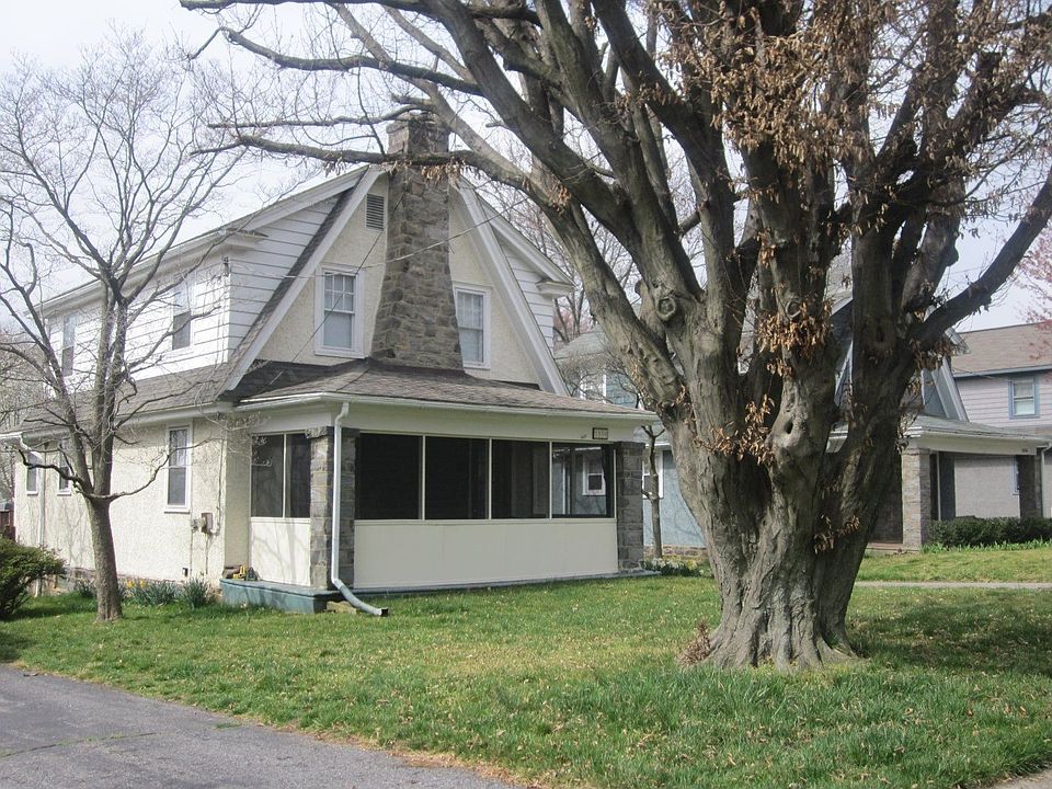 For Sale: 2150 E County Line Rd, Ardmore, PA 19003