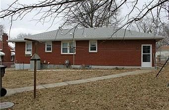 3rd image of 10529 E 10th St S