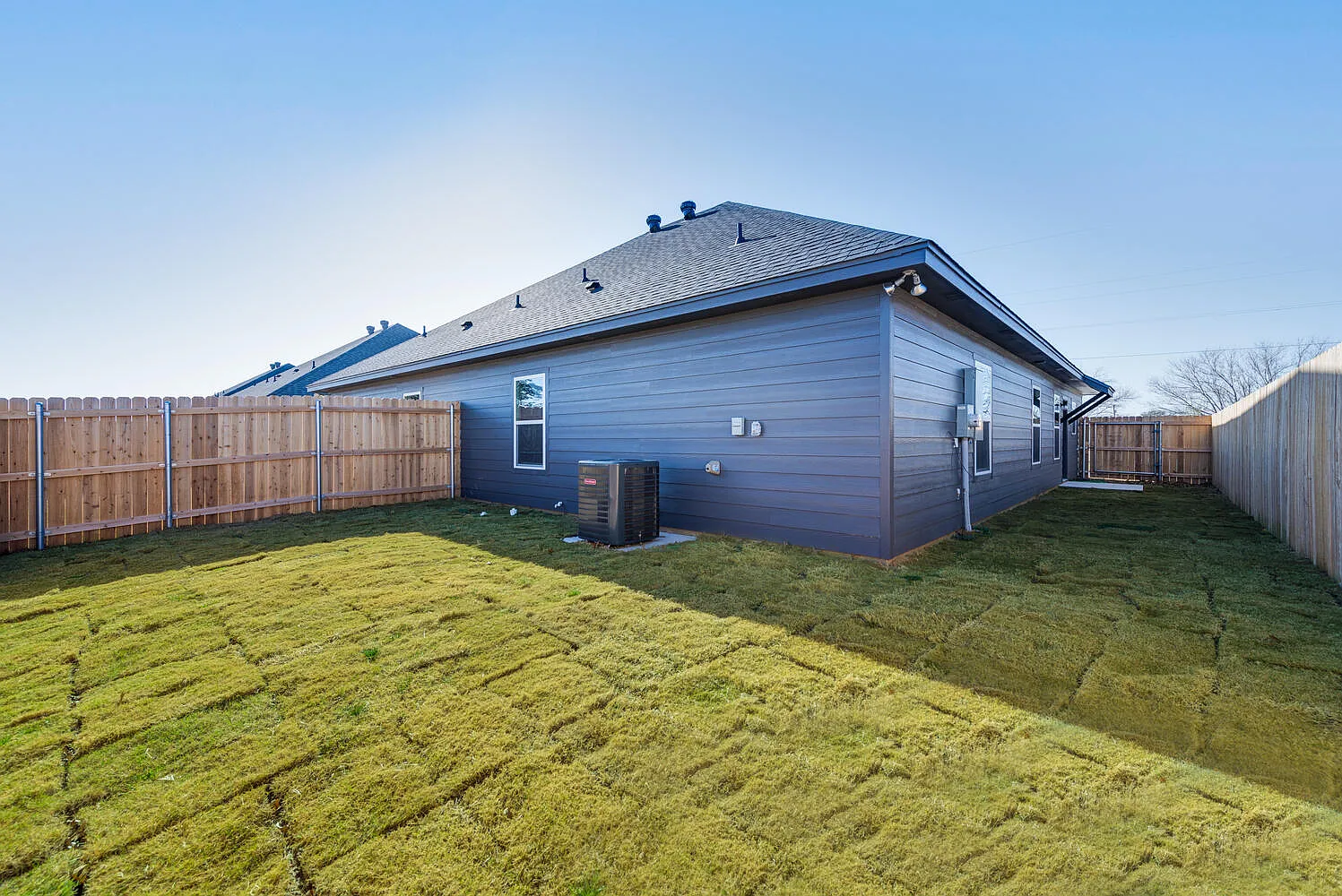 3 bed, $1,645 — Photo 4