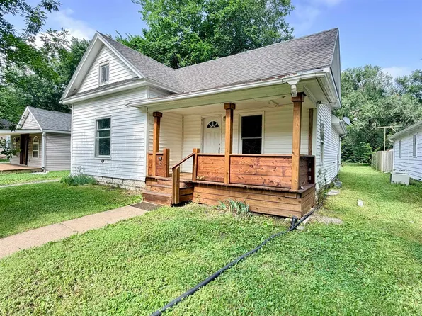 22 S Cottonwood St, Emporia, KS 66801