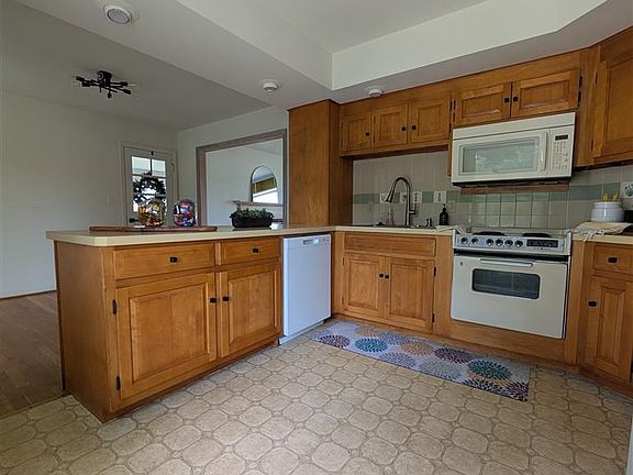 2nd image of 11504 Knolls Rd
