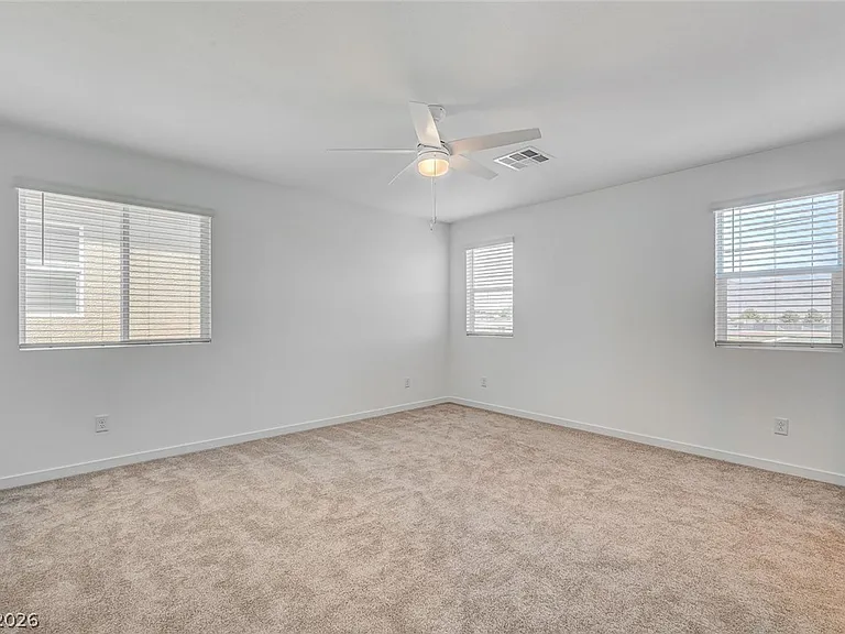 324 Lupton Ave — Photo 41