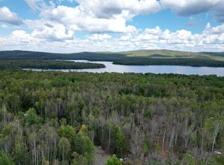 31 Overlook Drive, Lincoln, ME 04457