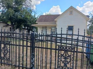 1322 W Hutchins Pl, San Antonio, TX 78221