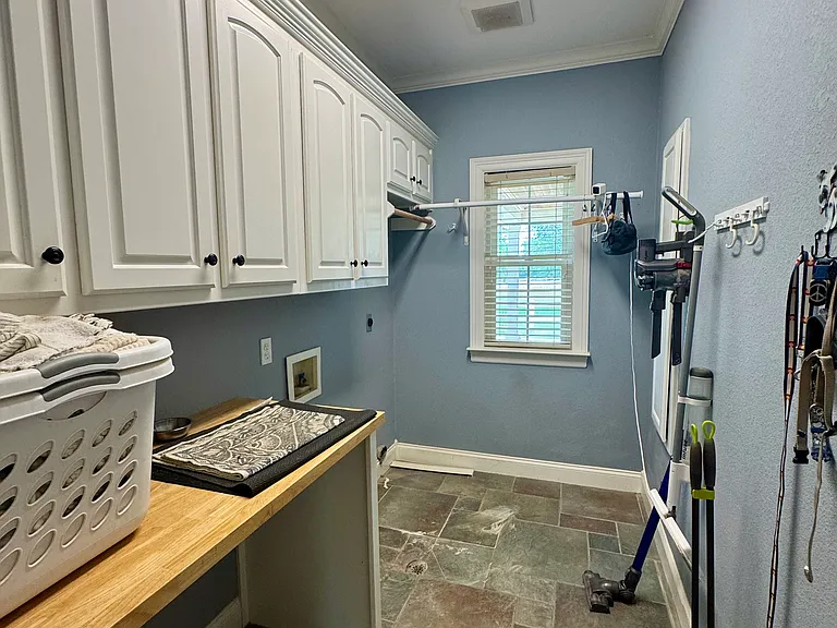 465 Austin Hines Dr — Photo 10