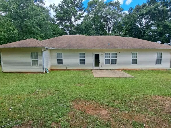 1055 County Road 174, Opelika, AL 36801