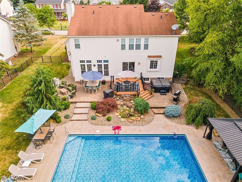 3150 Peterboro Dr, Stow, OH 44224 Zillow