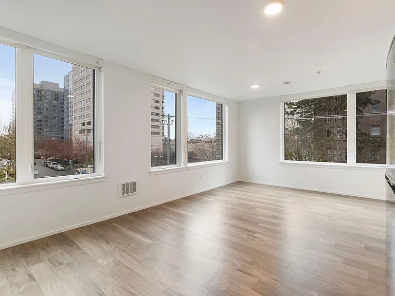 Summit Flats — Photo 38