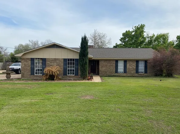 300 Terry Cir, Vidalia, LA 71373