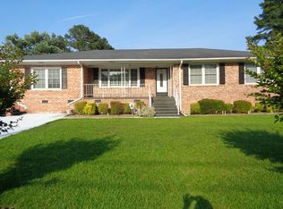 1404 King Dr, Goldsboro, NC 27530