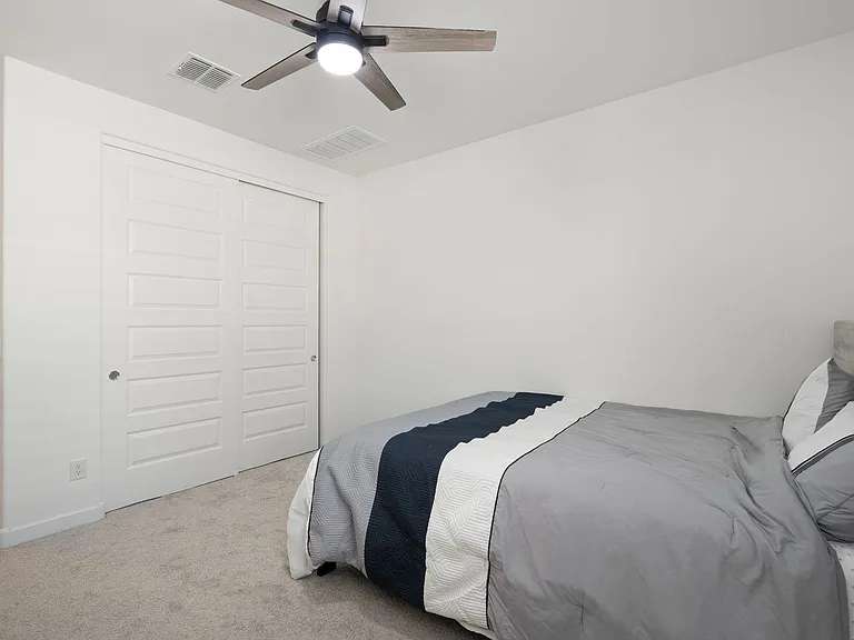 3110 E Hayfield Way — Photo 9