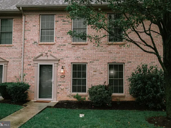 309 Melbourne Ln, Mechanicsburg, PA 17055