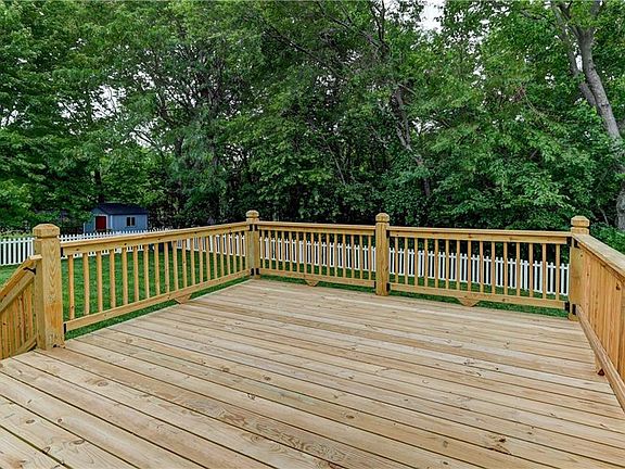 3rd image of 3609 NW Windburn Dr