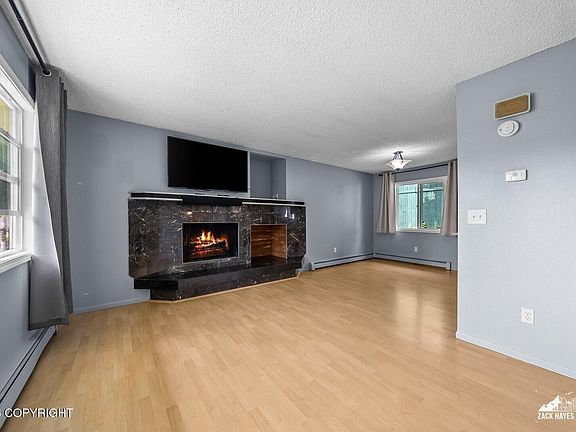 5th image of 4143 Vance Dr #7