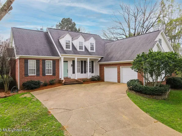 102 Hickory Hills Dr, Clinton, MS 39056