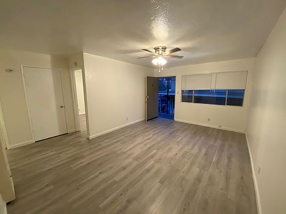 3rd image of 5407 Morrow Dr #L