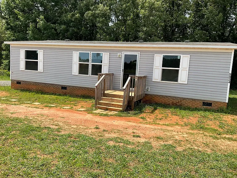 5024 Flay Rd — Photo 1