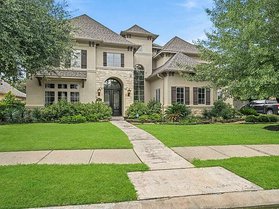 5th image of 27811 Charter Lake Ln