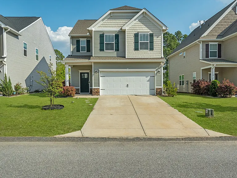596 Count Fleet Ct — Photo 42