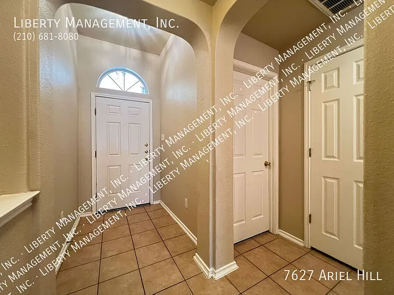 7627 Ariel Hl — Photo 2