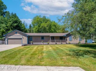 3179 E Shore Dr, Columbiaville, MI