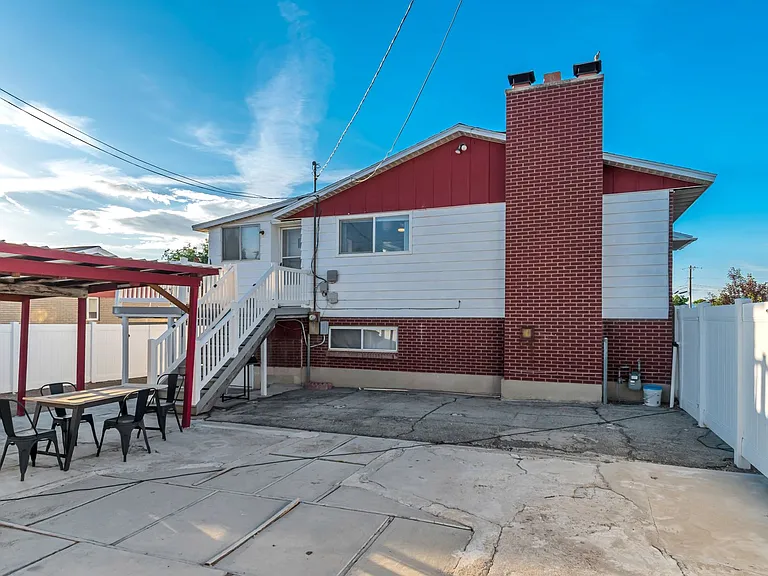 4018 S 4800 W — Photo 17