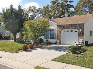 80 Oakmont Dr, Mays Landing, NJ 08330