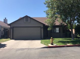261 Janelle Ln, Turlock, CA 95380