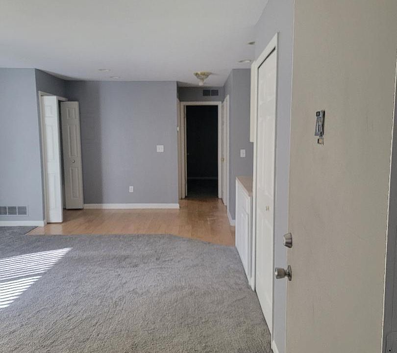 1st image of 16160 Clarkson Dr APT 19