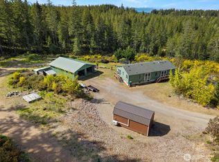 420 E Kingsley Dr, Belfair, WA 98528