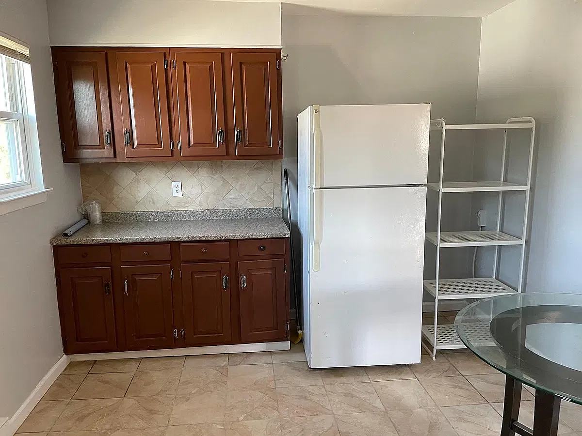 3 bed, 1500 sqft, $3,250 — Photo 2