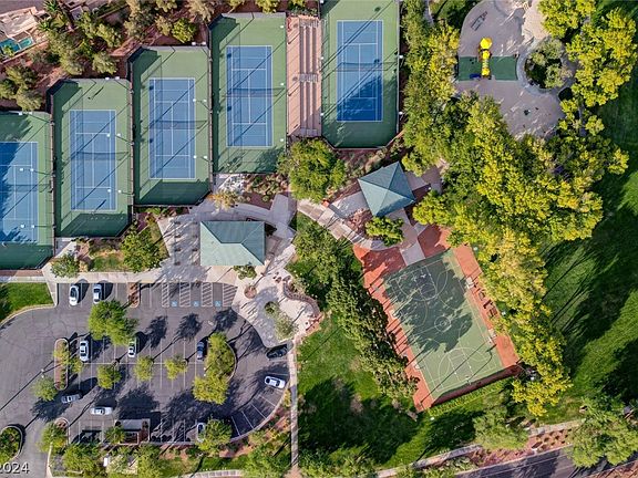 3rd image of 11733 Villa Malaparte Ave