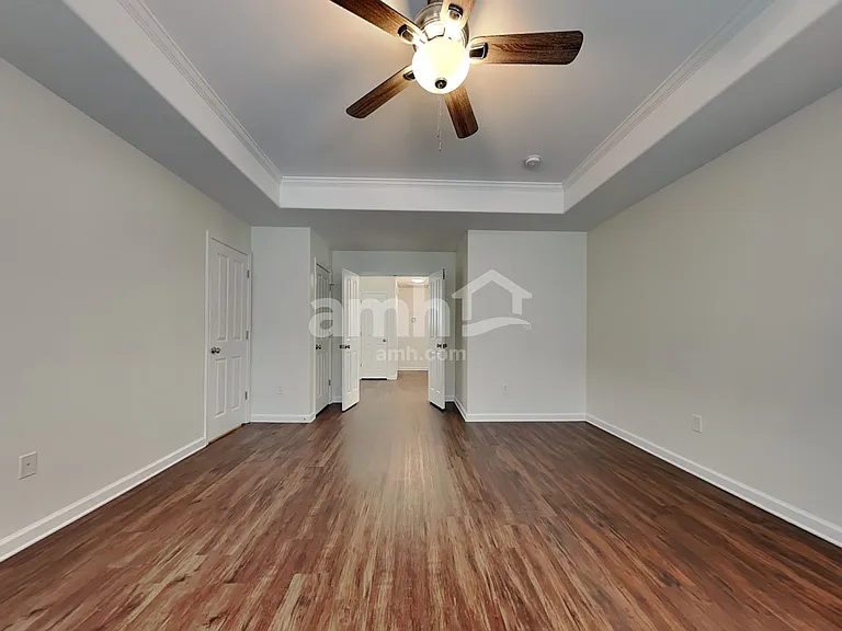 625 Summer Hill Way — Photo 10