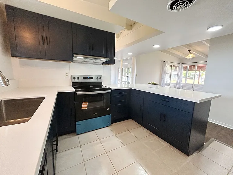 98-835 Iliee St — Photo 15