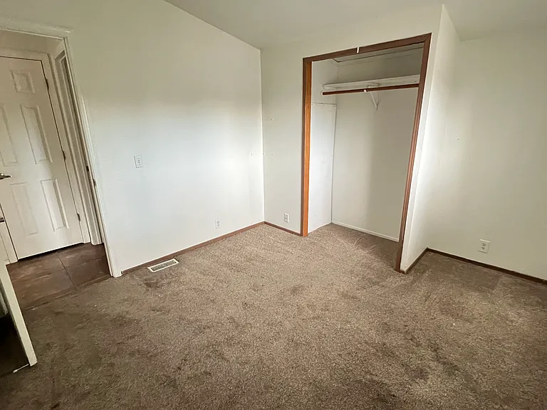 10110 217th Avenue Ct E — Photo 9