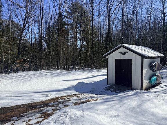 4th image of 222 Ford Hill Road