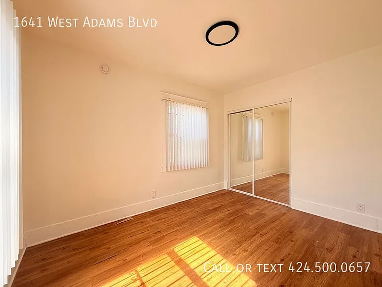 1641 W Adams Blvd — Photo 12