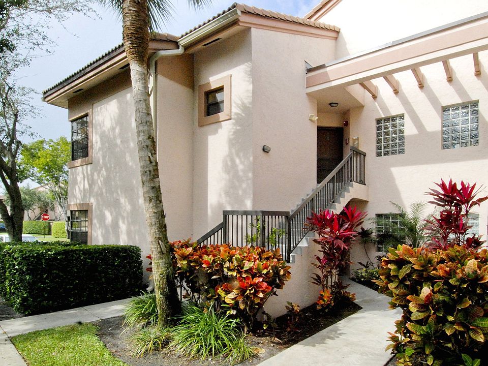 Optima Village Corner Unit