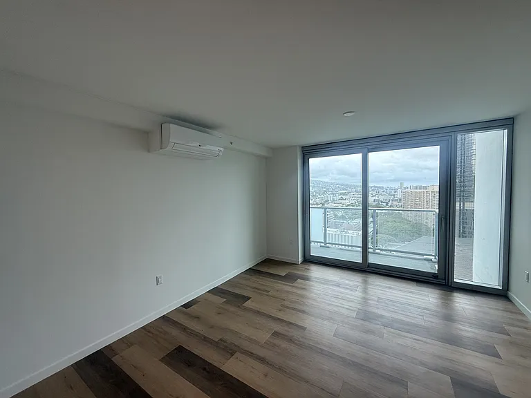 1515 Liona St #2009 — Photo 3