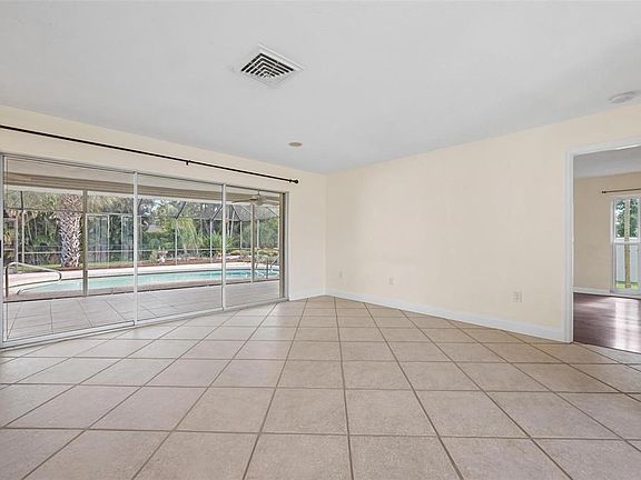 5th image of 1011 PINE FOREST COURT